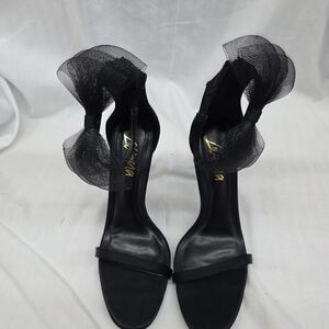 Liliana Tisha Elegant Black Women's Heeled Sandals with Decorative Mesh Bow